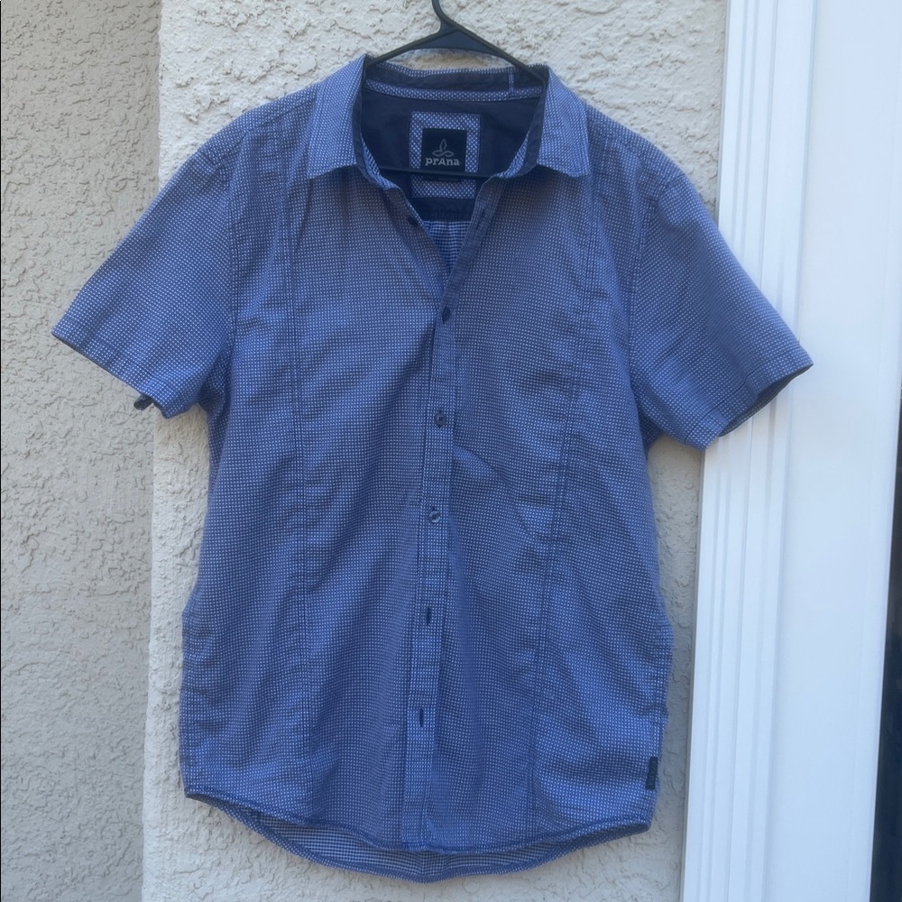 PrAna Men's Blue/White Plaid Button up Hiking Casual Shirt Size L